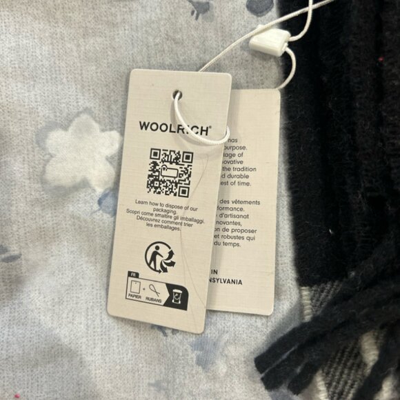 Woolrich Made in Italy wool blanket throw. NWT - Picture 4 of 4